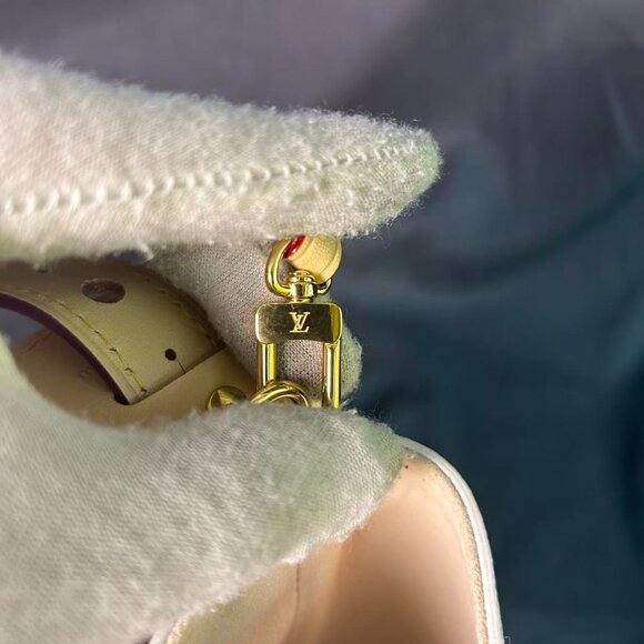 Louis Vuitton x TM Multicolor Monogram Shoulder Bag – White Canvas, Pre-Owned - Picture 9 of 16